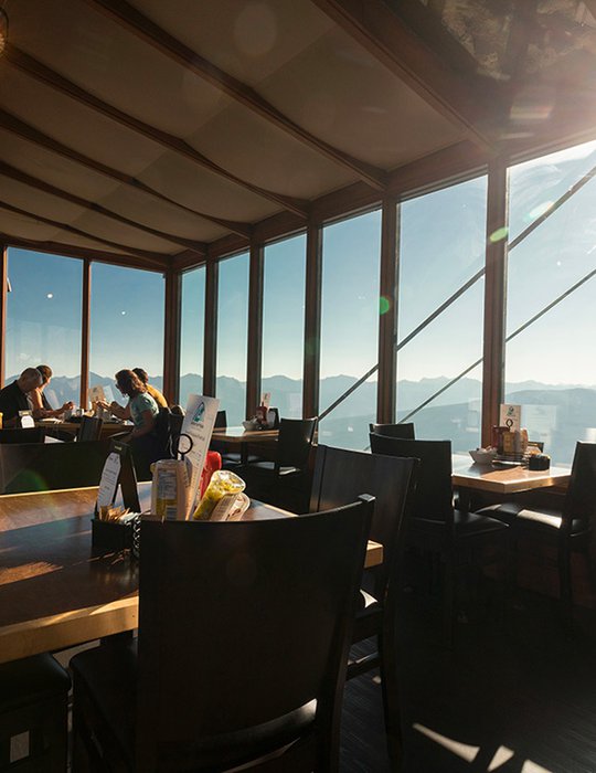 Summit Restaurant